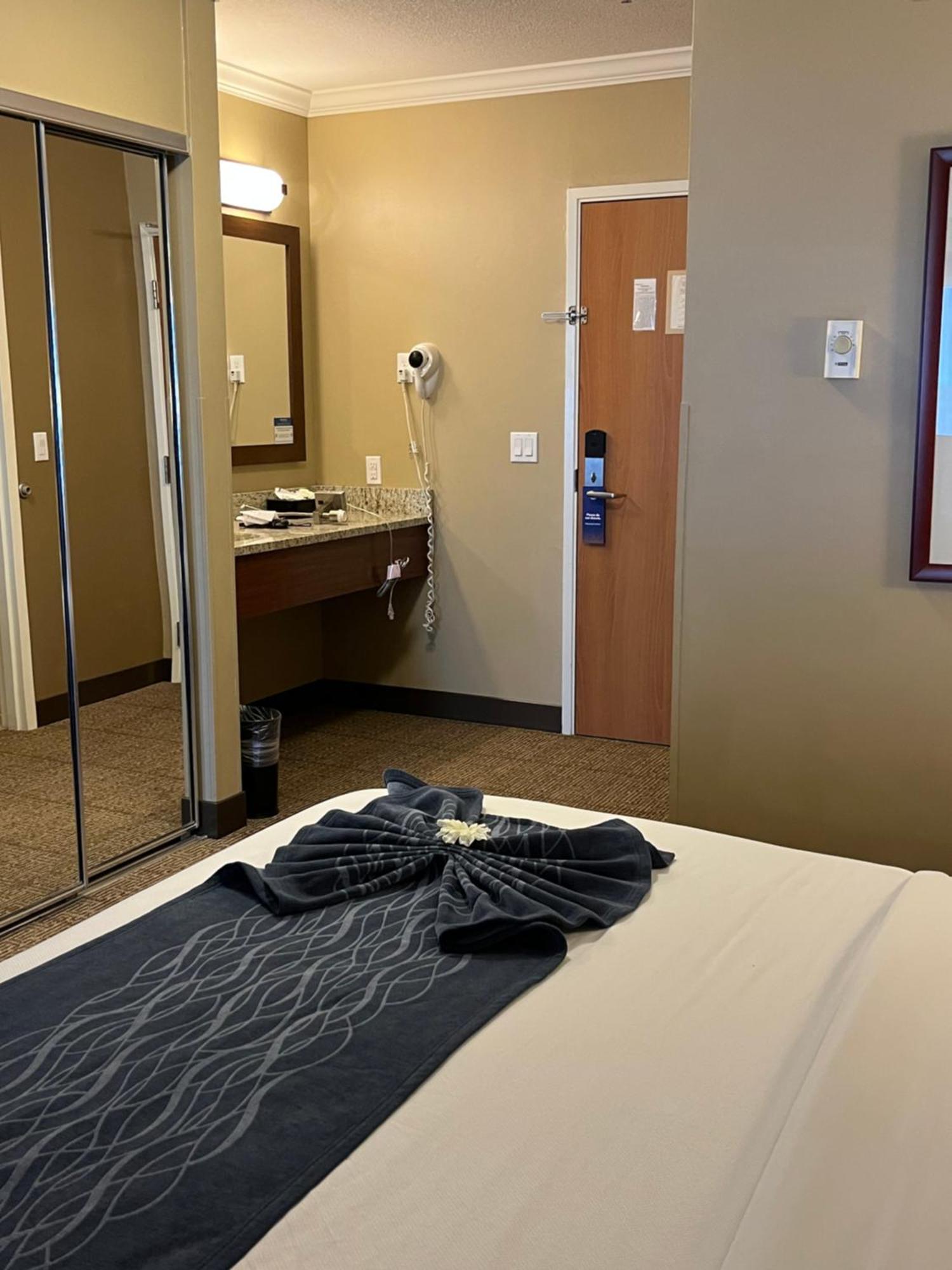 Hotel Comfort & Ocean Shores